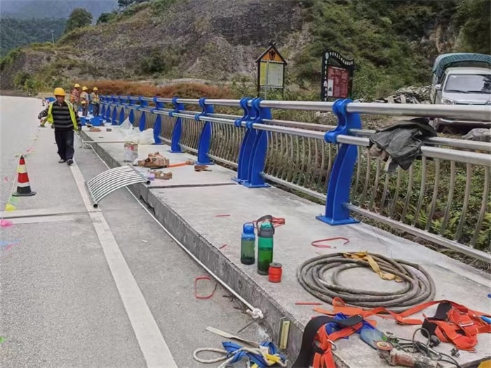 不銹鋼復合管護欄